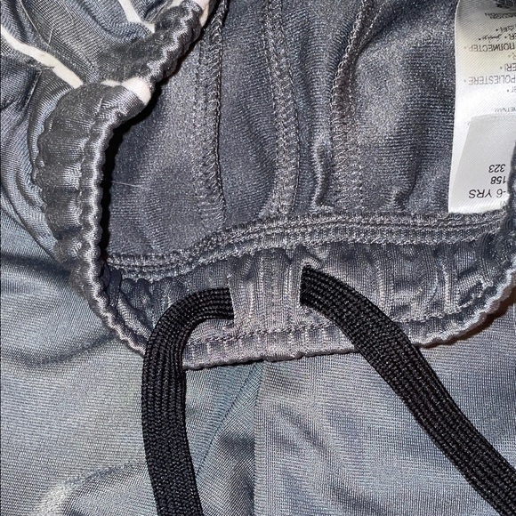 Nike Matching Set - Picture 4 of 7